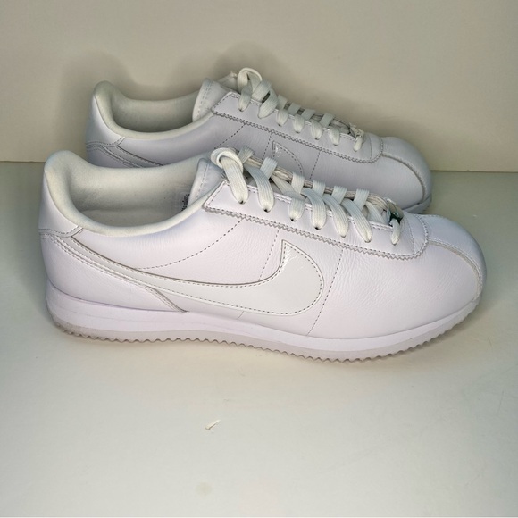 Nike Women’s Cortez 23 Premium Sz 10.5 NEW - Picture 12 of 16